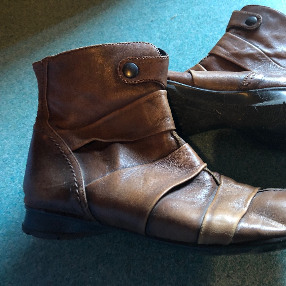 Arnold Churgin Tan Italian Leather Boots